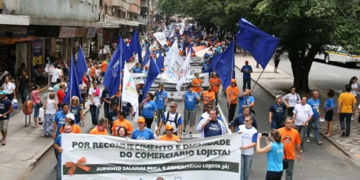 Passeata dos comerciários(as)