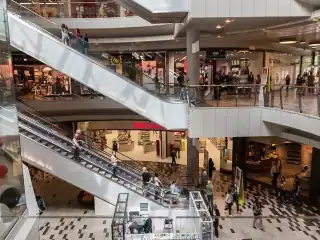 shopping. Escadas rolantes